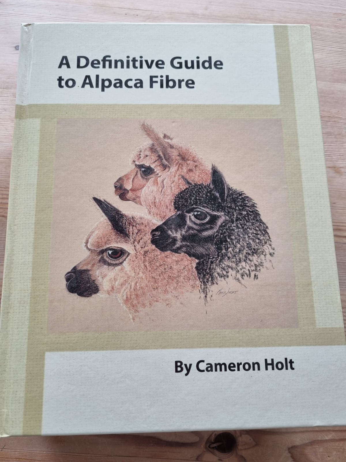 Alpakkavandring - AlpacaEQ - A Definitive Guide to Alpaca Fibre by Cameron Holt